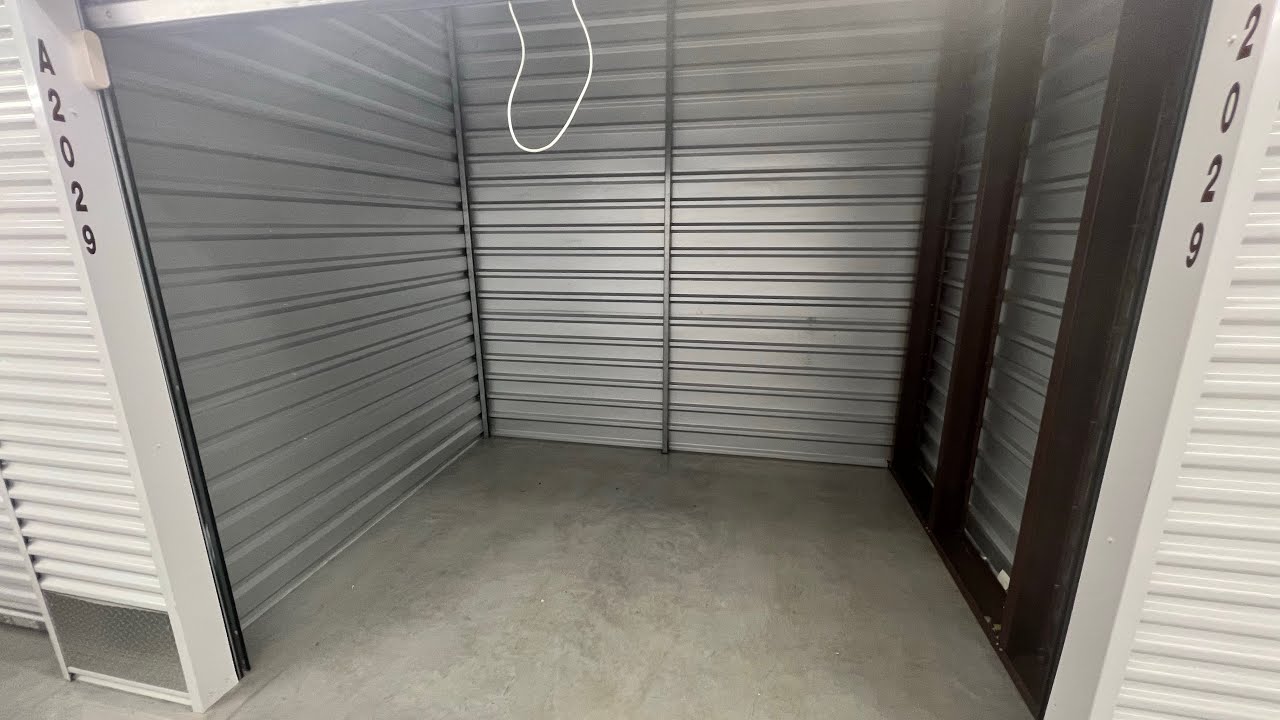 Storage Unit Treasure Hunt! YouTube