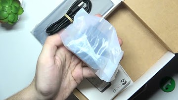 DORO 8100 - All Box Accessories - Unboxing and What’s Included