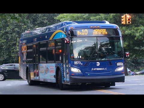 その他 STREET 2017.3 No.303 from1985to1996 NYCT Bus: 2021 New Flyer XDE40 #9573 on the Bx10 at Paul