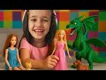 Barbie oyunları!!!Barbiler Dev Ejdehaya Karşı🐉#barbie#barbieoyunları#oyun#keşfet#oyuncak#funny#çocuk