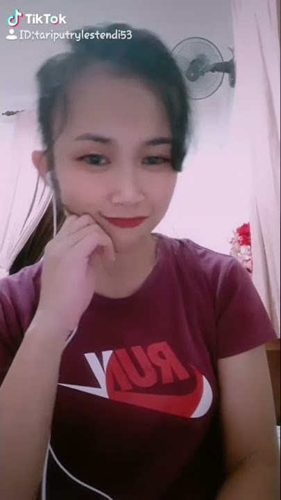 . Video Perdana Inem Pelayan Sexy Masuk TikTok😂😂😂