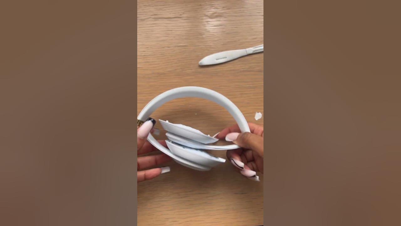 Replacing my Beats Studio 3 earpads shorts beatsstudio tech YouTube