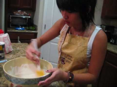 "Puto" Filipino rice cake! Learn how to make; EASY