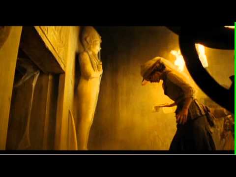 ADELE Y EL MISTERIO DE LA MOMIA Clip 3