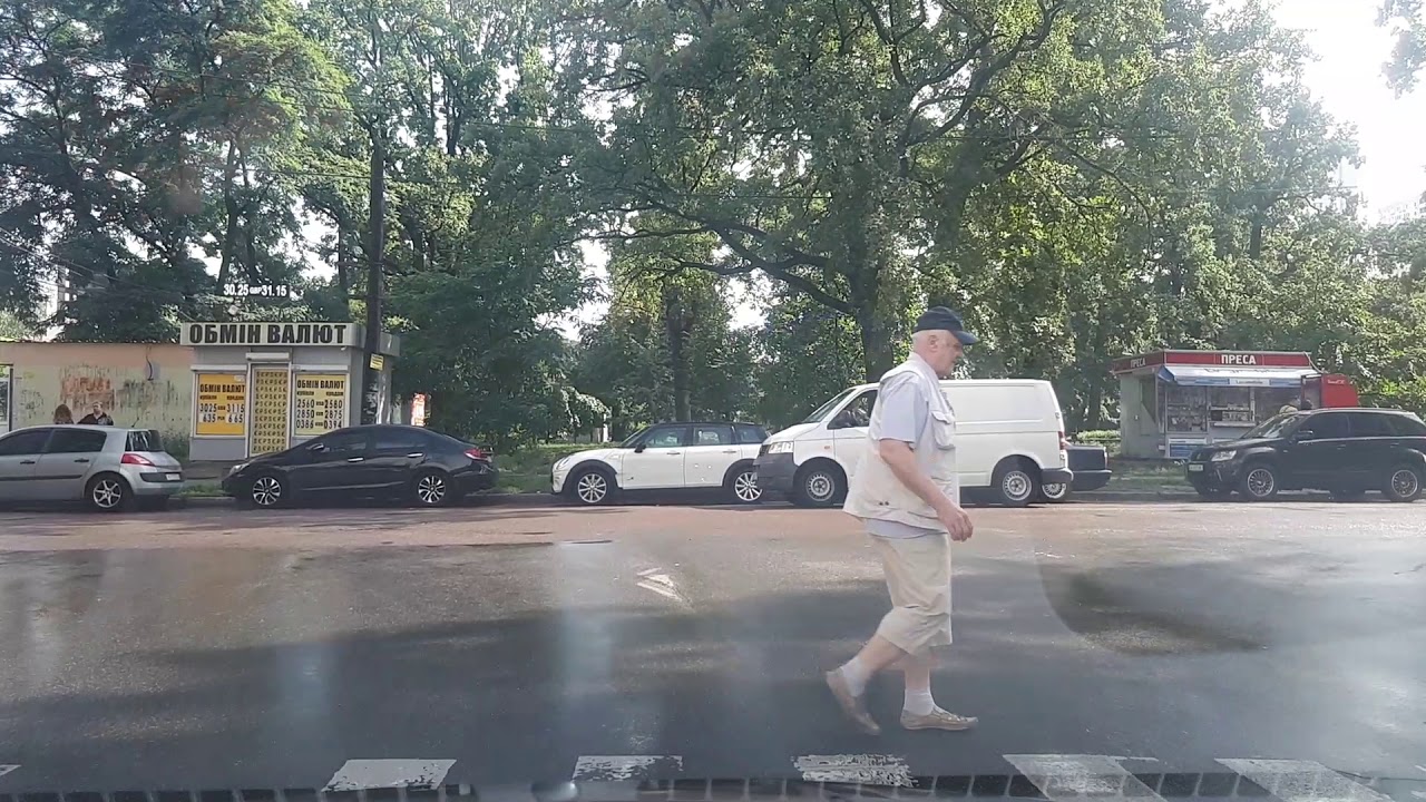 тренировка разворотов на перекрестках Академгородка - YouTube