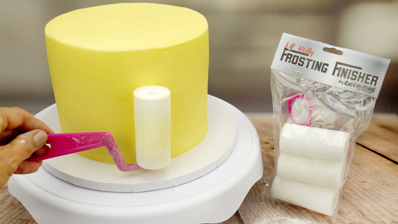The Easiest Way To Layer And Cover A Cake In Buttercream With A Smooth
