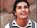 Tuba Buyukustun      توبا بيوكستون    علي اغنية شفت بعينيا لحسام حبيب