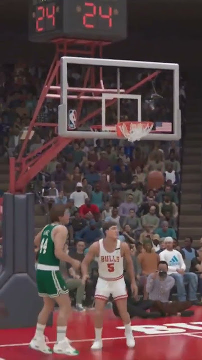#nba   AINGE VS PAXTON ....AINGE SHOWS PAXTON HOS SPIN MOVE  WITH THE LAYUP FLOATER FINISH
