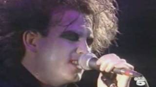 The Cure - Lullaby Live 1990