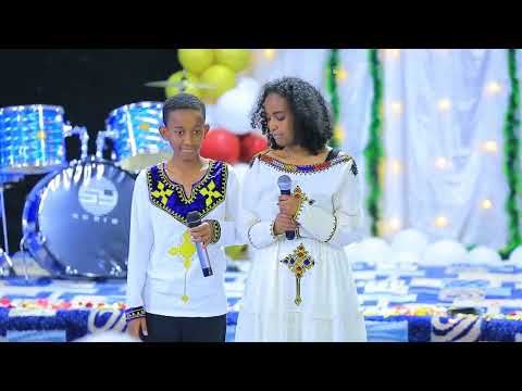 ቪዲዮ: ሞኖሊቲክ የመሬት ገጽታ -በፎቶ ሙከራዎች ውስጥ የተፈጥሮ የመሬት ገጽታዎች በሬይናልድ ድሮሂን