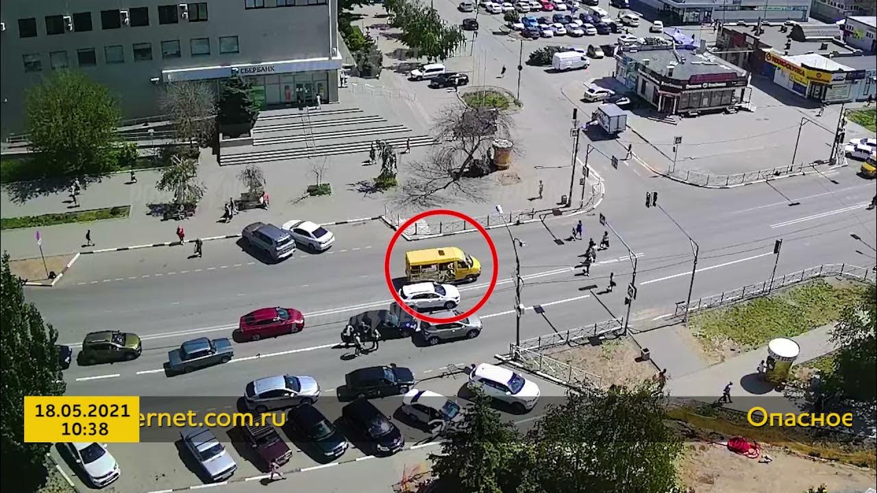 прорыв трубы теплоснабжения. повернет камеры волжский дтп. площадь свердлова в волжском. повернет волжский город на ладони камеры. повернет волжский камеры.