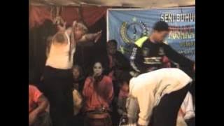 SENI BUHUN TEREBANG MODERN  PUSAKA MEDAL LAKSANA  BANGBUNG HIDEUNG