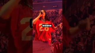 Billie Eilish Undressed Her Self During Her Concert