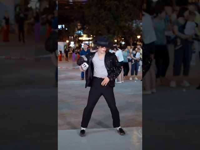 Billie Jean - Michael Jackson impersonator show in China #streetdance class=