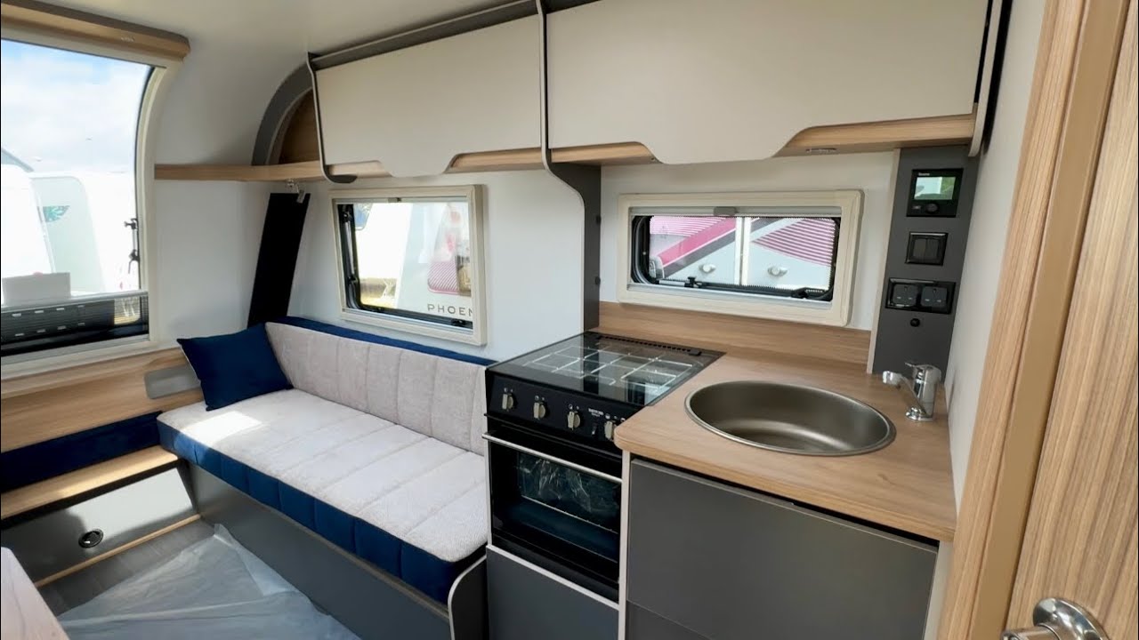 Bailey Discovery D4-2 Caravan