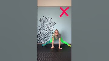 Middle Split Tutorial for Beginners🔥👍🏻😱 #howto #flexibility #gymnast #easy #split #wow