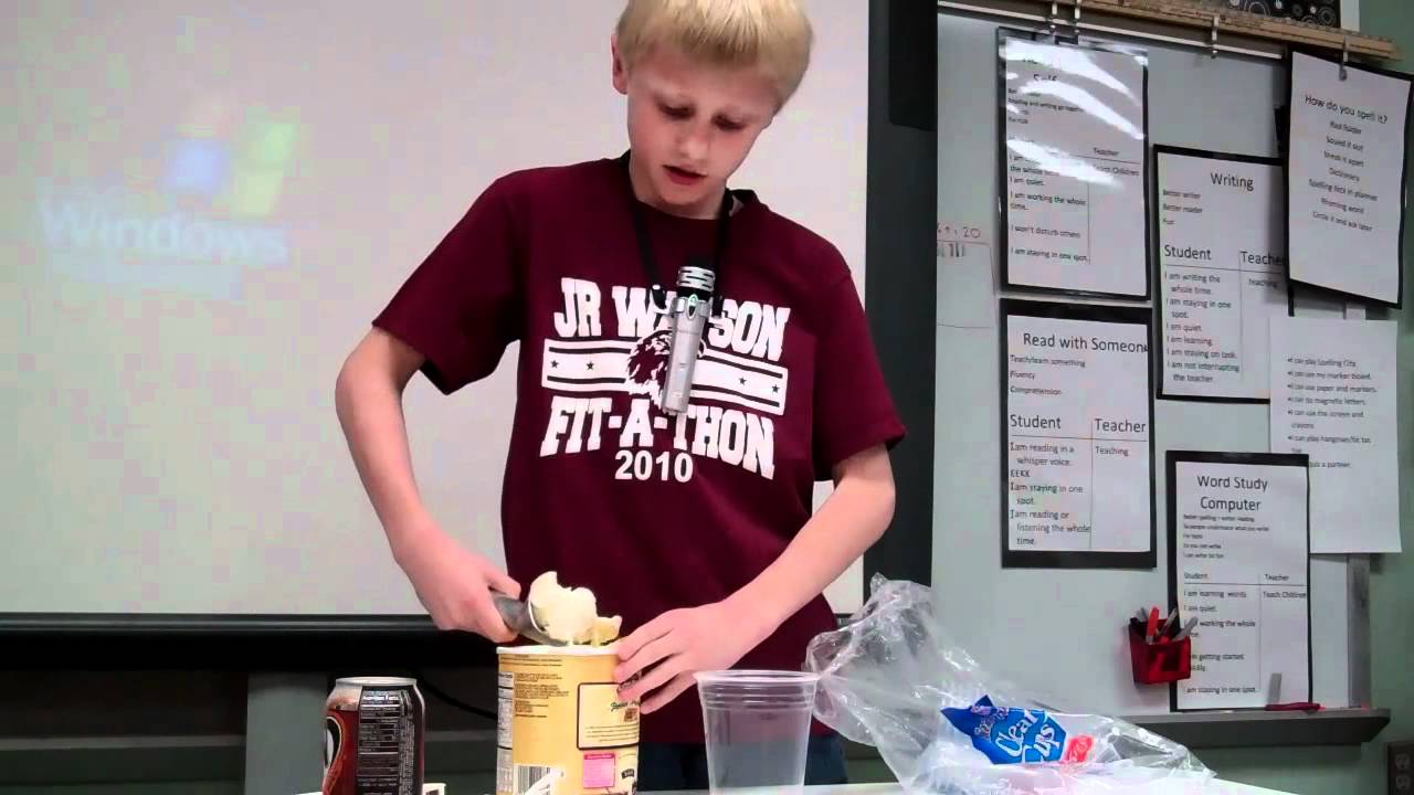 How to make a rootbeer float - YouTube