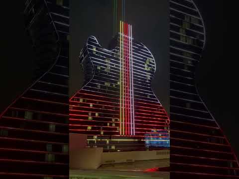 SPW sails the pirate ship Yellowbeard in to Cromwell Las Vegas Live!!