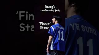 Yesung's Heartwarming Smile During "Finale" at Super Show 10 😎