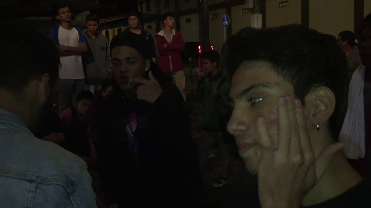 YouTubeで4tos Franco vs Fiugar vs Tay C/ Segunda fecha ARBを視聴