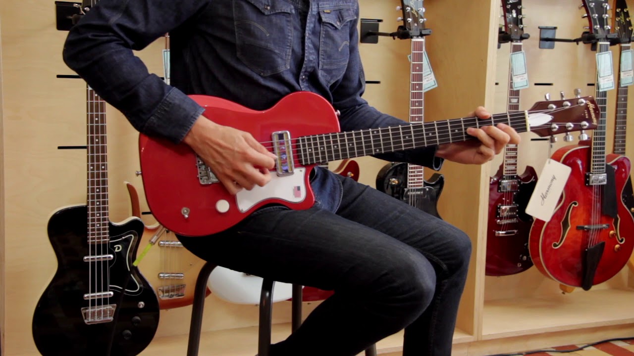 Harmony Juno demo The Guitar Bar, Antwerp, Belgium YouTube