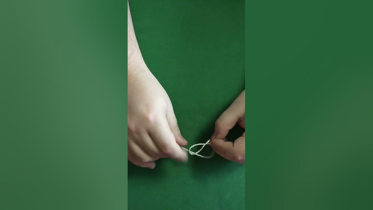 Узел на шортах