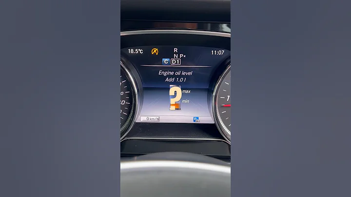 Electronic Or Manual Oil Level Which Do You Prefer? #ytshorts #cars #car #mercedes #mercedesoillevel