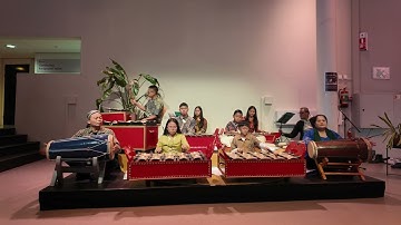 Jongeren Gamelan Groep Jiwa Manunggal speelt "Ricik Ricik" - Live in Theater aan het Spui, Den Haag
