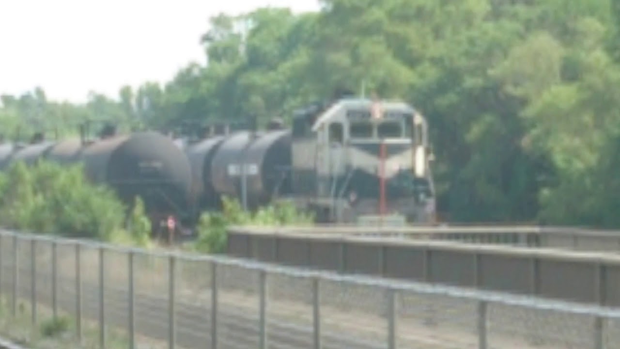 LTEX GP38 2077 Train Switcher Works In Clarkson Yard For Suncor Oil ...