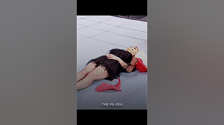 Randy Orton Burns Alexa Bliss 😱🔥 #alexabliss #randyorton  #shorts #wwe