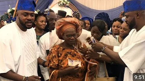ODUNLADE ADEKOLA CELEBRATE HIS MOTHER 70TH BIRTHDAY, WITH YORUBA NOLLYWOOD STARS IN ABEOKUTA