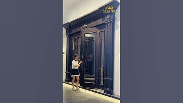 Cửa thép kết hợp kính cường lực tận dụng ánh sáng tự nhiên - Cửa thép nhập khẩu cao cấp