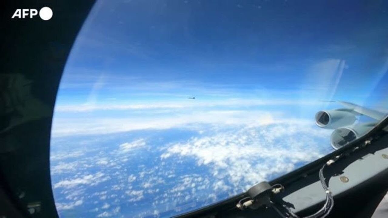 Incontro ravvicinato tra un caccia cinese e un aereo Usa