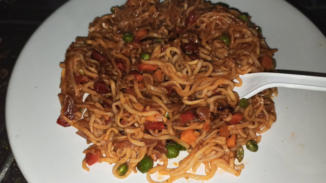 Instant SCHEZWAN noodles ,home Made, easy recipes, evening snacks - YouTube