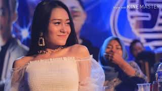 Vita Alvia -Ulan Lintang