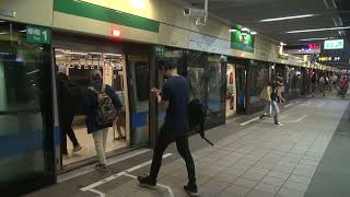 台北捷運 松山新店線 C371三系 往松山 中山站 進站 出站
