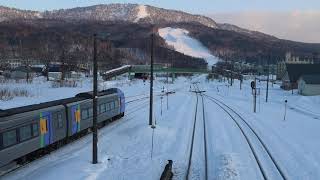 音威子府駅を発車する特急サロベツ 旭川行き  キハ261系 宗谷本線