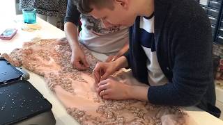 NC man reflects on creating some of Dolly Partons fashionable sparkly looks
Moore County man is sharing his personal connection to the music icon, a relationship that included multiple meetings with Parton and a chance to help create some of her signature sparkly looks.
https://abc11.com/post/dolly-parton-nc-man-reflects-creating-signature-sparkly-fits-featured-book-behind-seams/19741899/
Download: https://abc11.com/apps/
Like us on Facebook: https://www.facebook.com/ABC11/
Instagram: https://www.instagram.com/abc11_wtvd/
Threads: https://www.threads.net/@abc11_wtvd
TIKTOK: https://www.tiktok.com/@abc11_eyewitnessnews NC man reflects on creating some of Dolly Partons fashionable sparkly looks