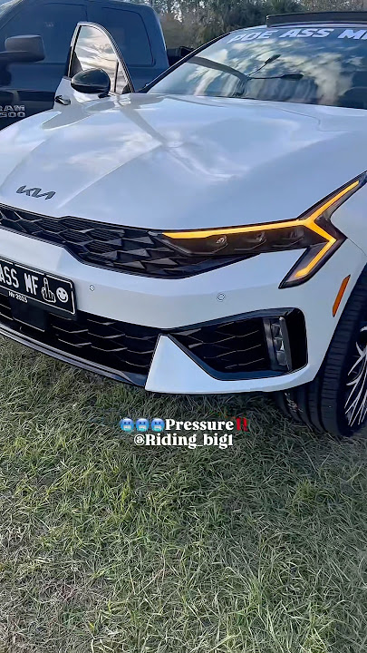 Kia on 28” Azara wheels #pressure #bigrims #ridingbig