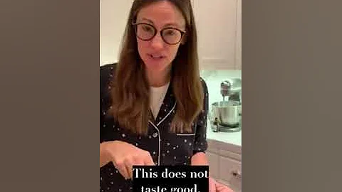 Jennifer Garner's Pretend Cooking Show - Episode 1...