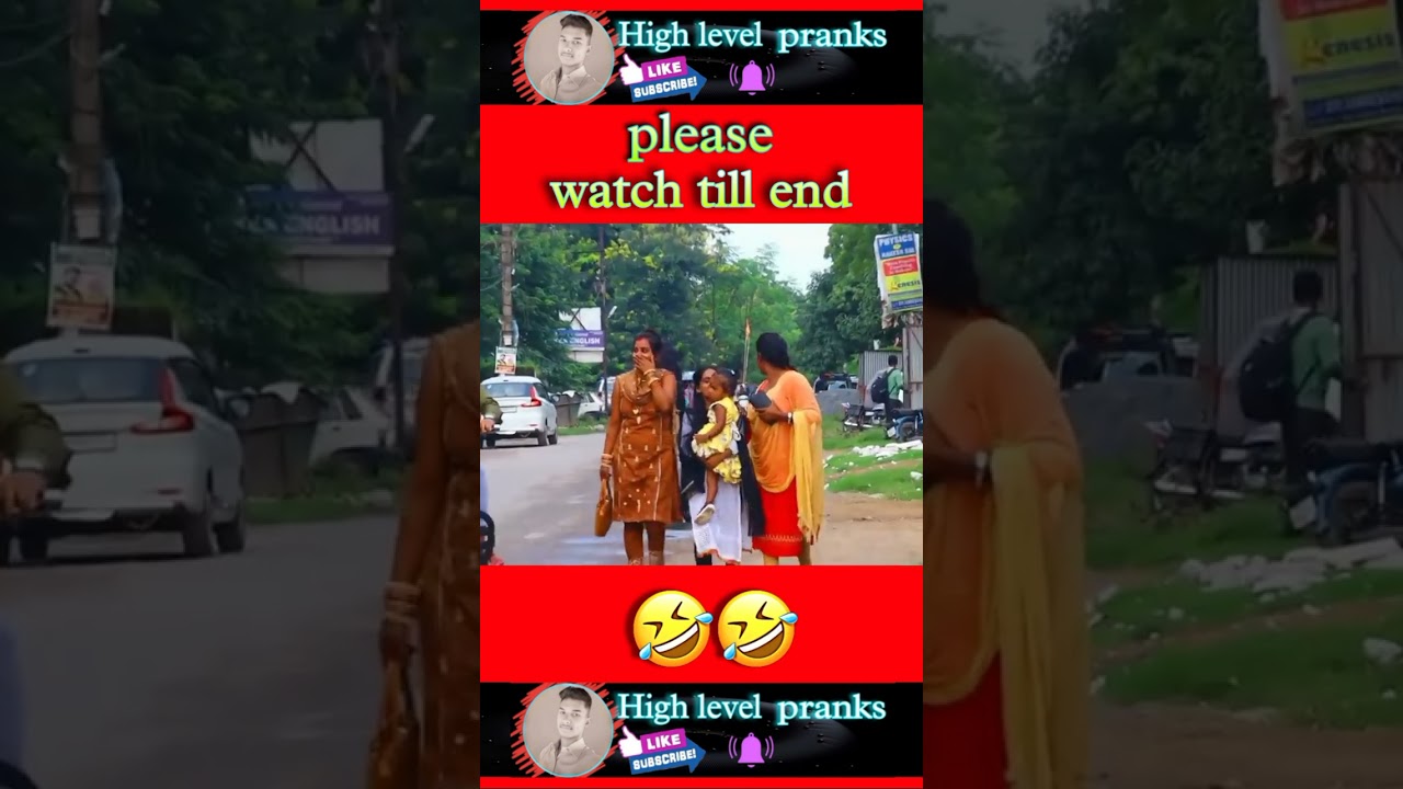 Urfi javed Bori skirt prank on cute girl | new funny prank 