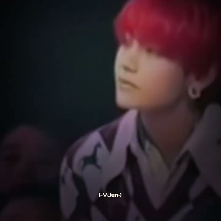 They're in love with her💕 #bts #blackpink #exo #taehyung #jennie #kai #taennie #jenkai #kpop