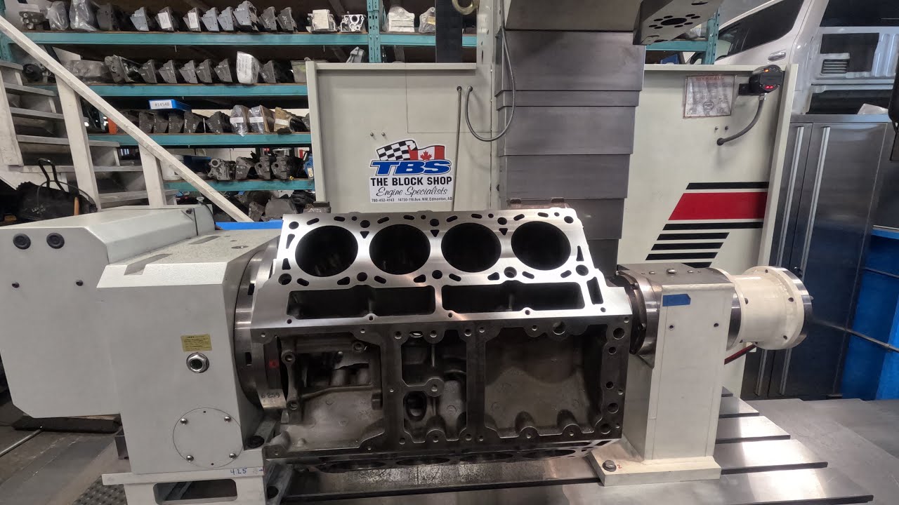FORD 6.4L DIESEL BLOCK RESURFACING - YouTube
