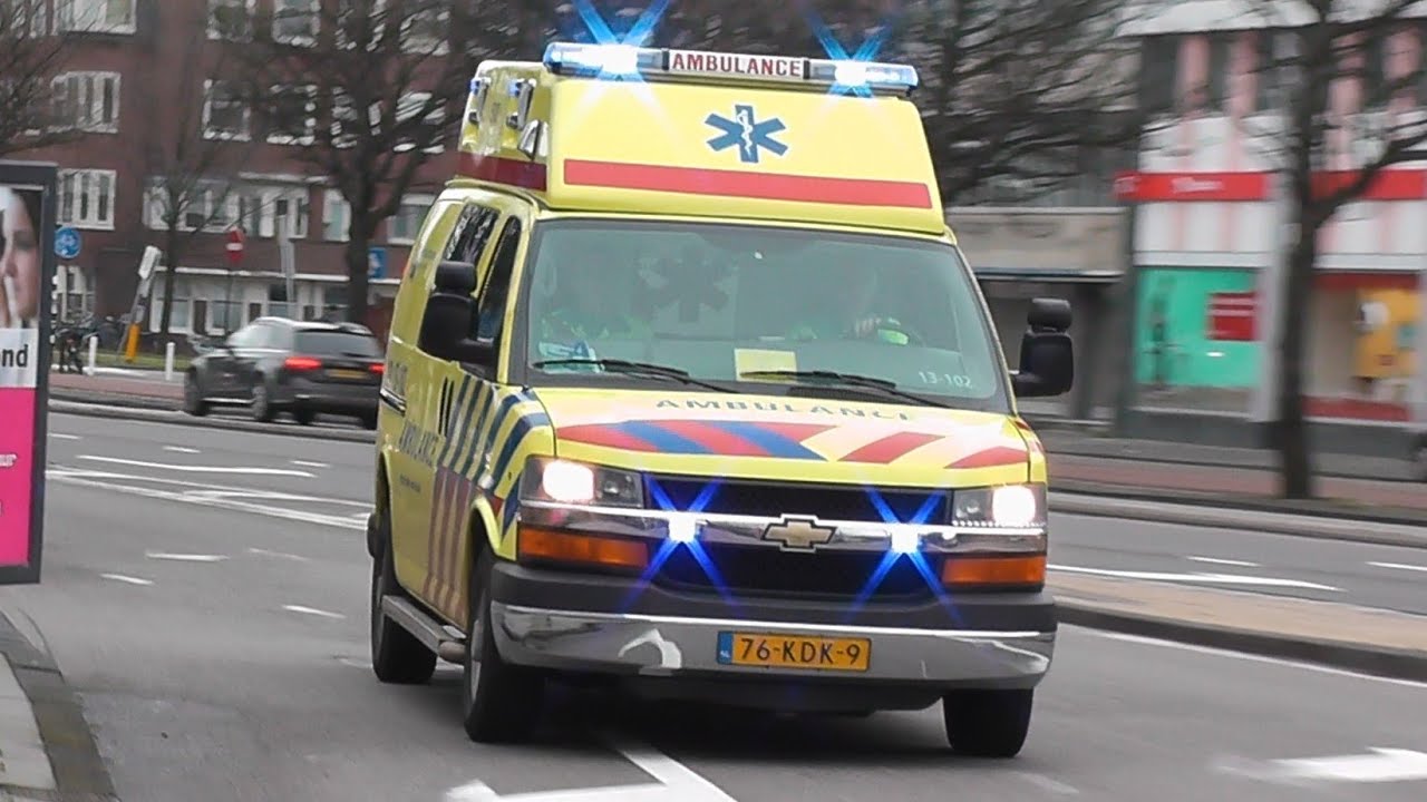 [Archief] Compilatie GGD Chevrolet Ambulance 13-102 met Spoed onderweg in Amsterdam