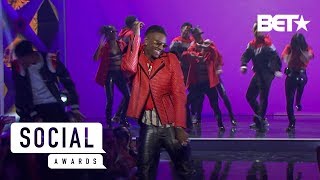 Soulja Boy Performs Some Of His Classics That Made The Way For Other Rappers! | Social Awards 2019 chords