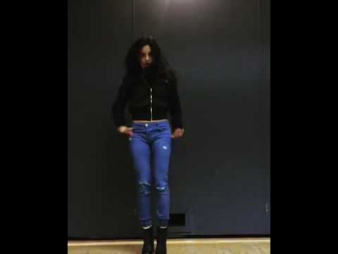 ❤-camila-cabello-bailando-work-work-de-rihanna