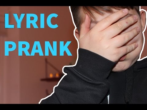 MIN KÆRESTE SLÅR OP! - LYRIC PRANK MIN KÆRESTE SLÅR OP! - LYRIC PRANK