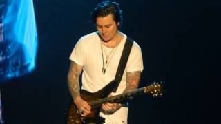 Synyster Gates "Warmness on the Soul" guitar solo 7/13/17 Rock USA