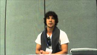 The 100 Interview: Bob Morley On Bellamy's Past And Romance The 100 Interview: Bob Morley On Bellamy's Past And Romance