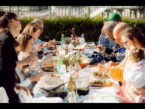 تصویری: نکات و ترفندهای گاردن پارتی - نحوه برگزاری یک مهمانی باغچه در حیاط خلوت خود